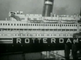 SS Rotterdam voor sloop versleept